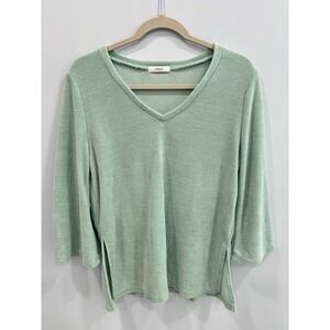 Cherish Women's Small Sage Green V-Neck Textured Top 3/4 Sleeve Quiet Luxury